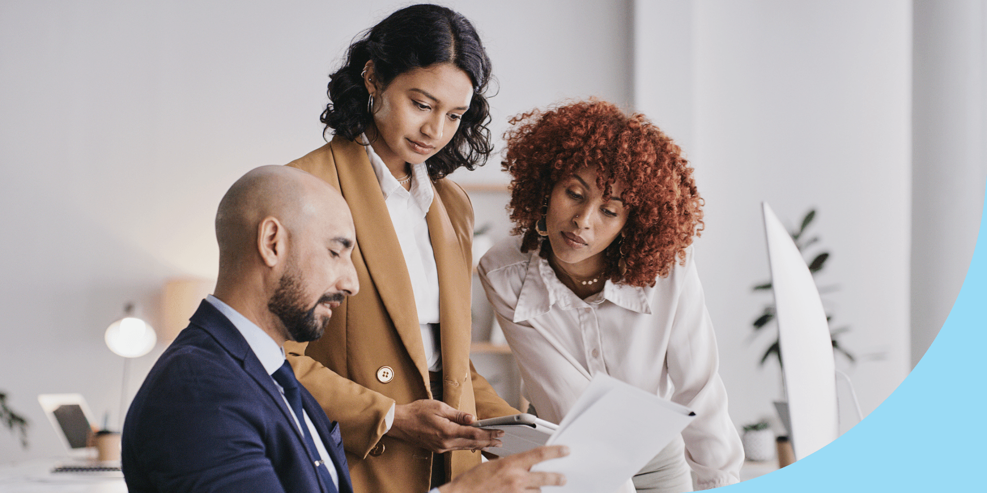 Destructive vs. Constructive Criticism at Work: Examples and How to Handle