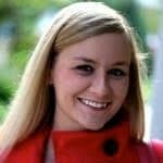 Natalie Burg headshot