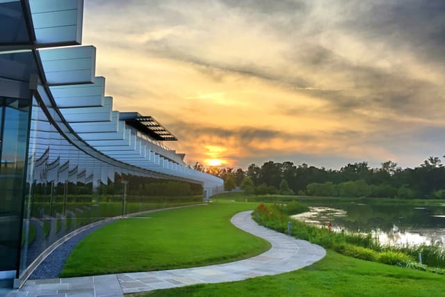 Working at Howard Hughes Medical Institute