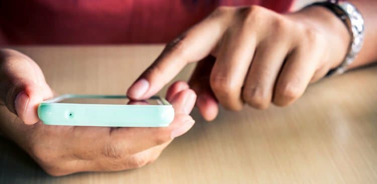 Tinder for Jobs: Check Out New App Switch