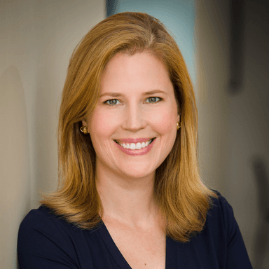 Daisy Dowling headshot